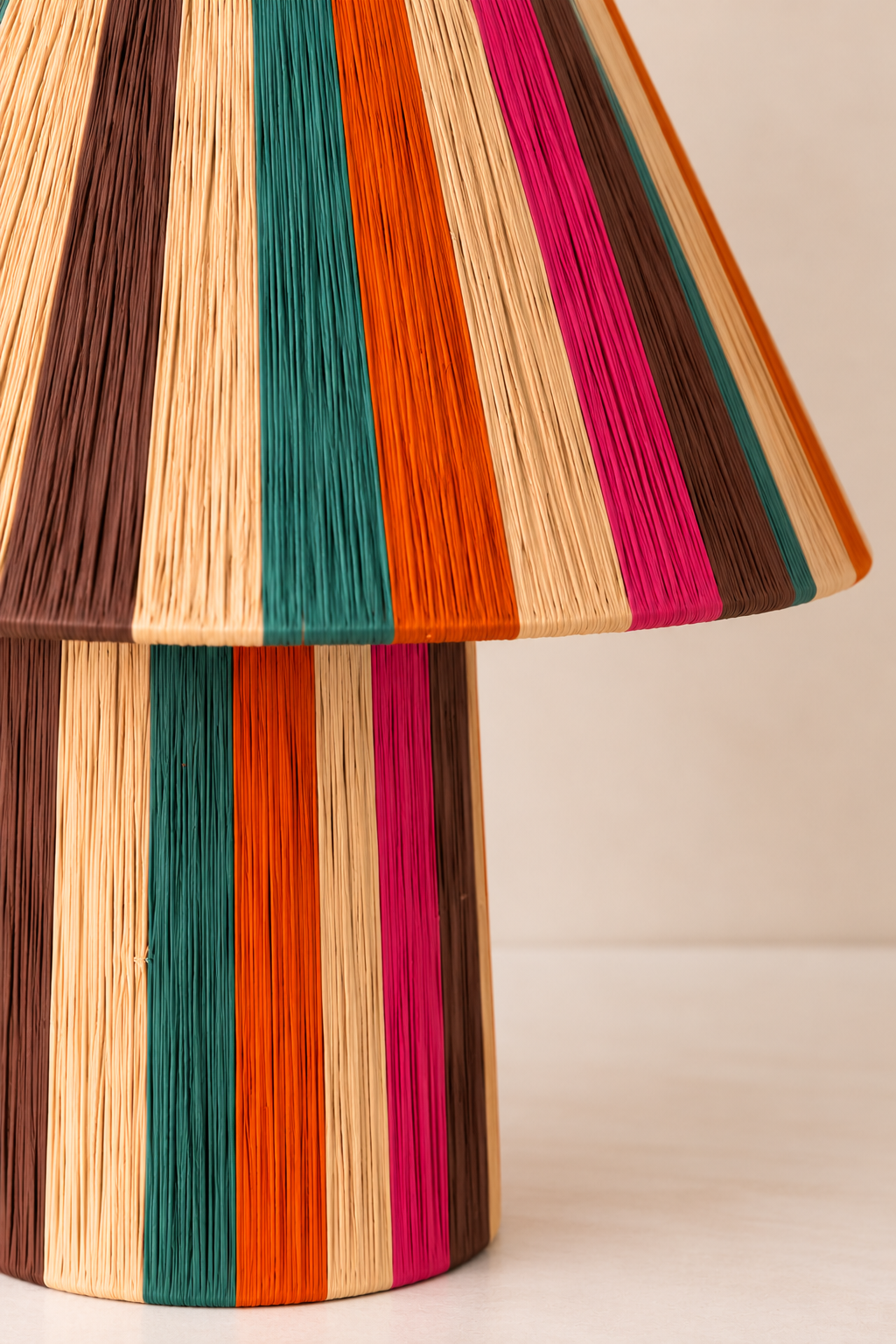 Raffia table lamp multicolor