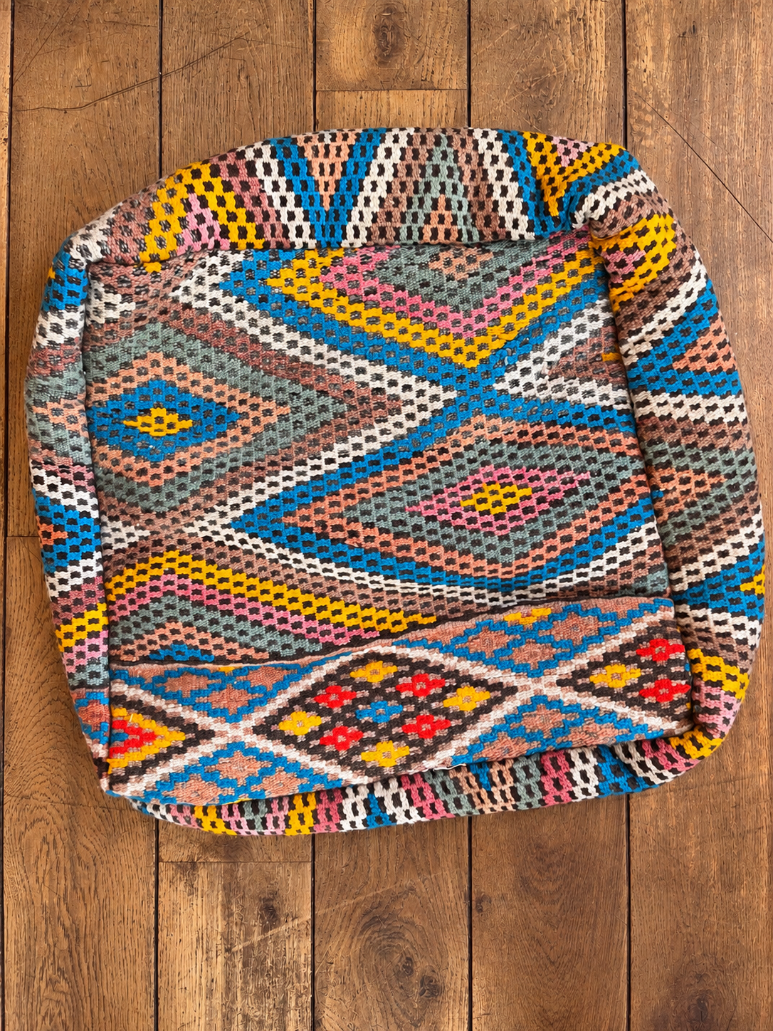 Pouf ◈ 60cm x 60cm x h25cm
