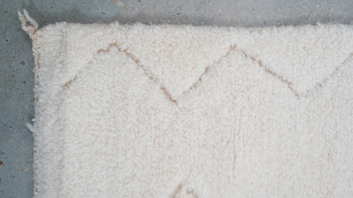 TAPIS BENI OUARAIN ◈ 145 cm x 100 cm