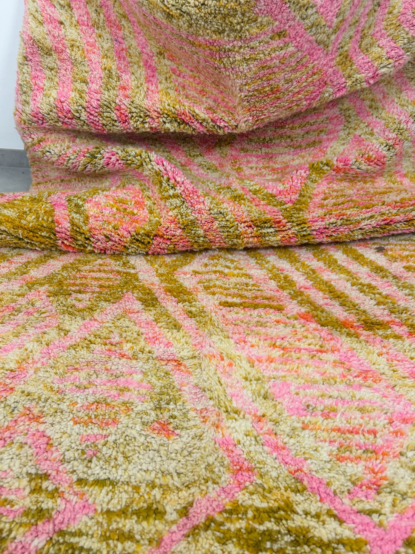 TAPIS BENI OUARAIN COLOR ◈ 255 cm x 155 cm