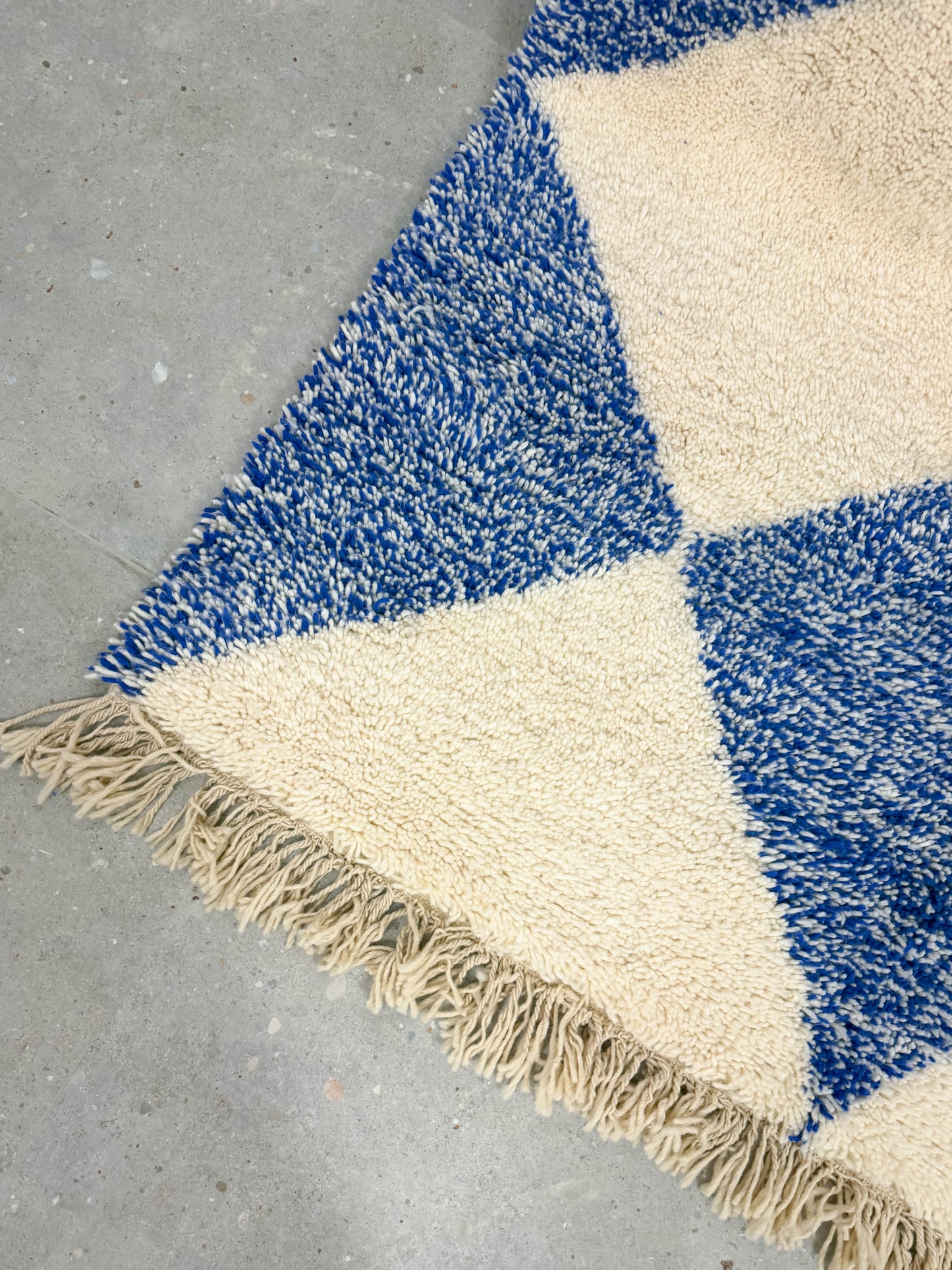 TAPIS BENI OUARAIN ◈ 235 cm x 160 cm