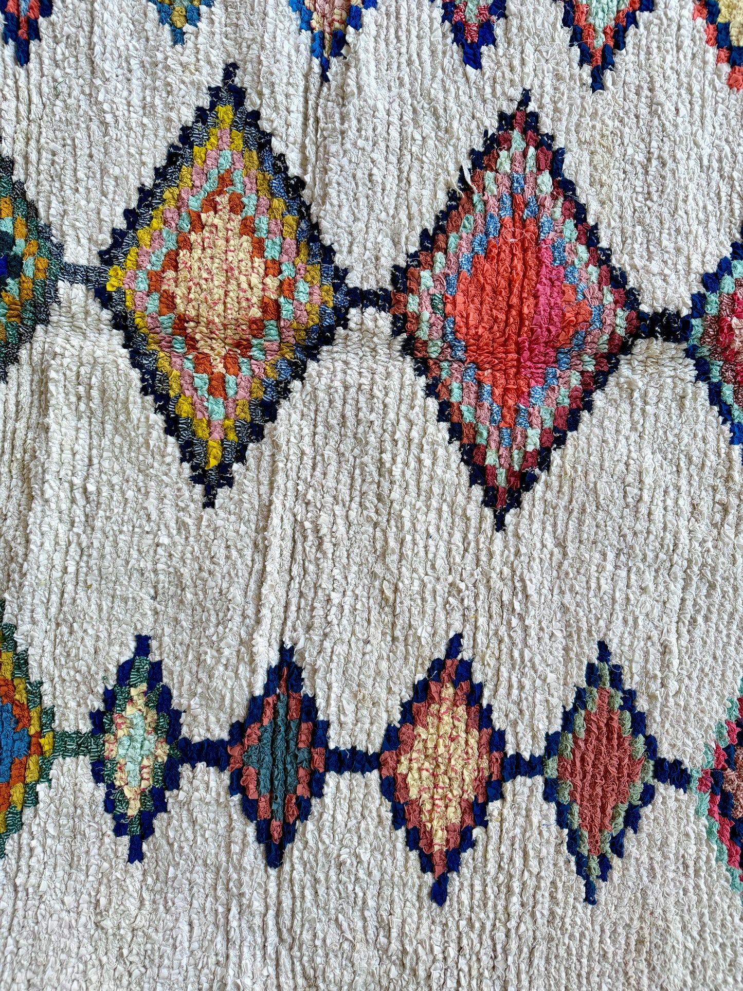 TAPIS BOUCHERIOUTE ◈ 200 cm x 150 cm
