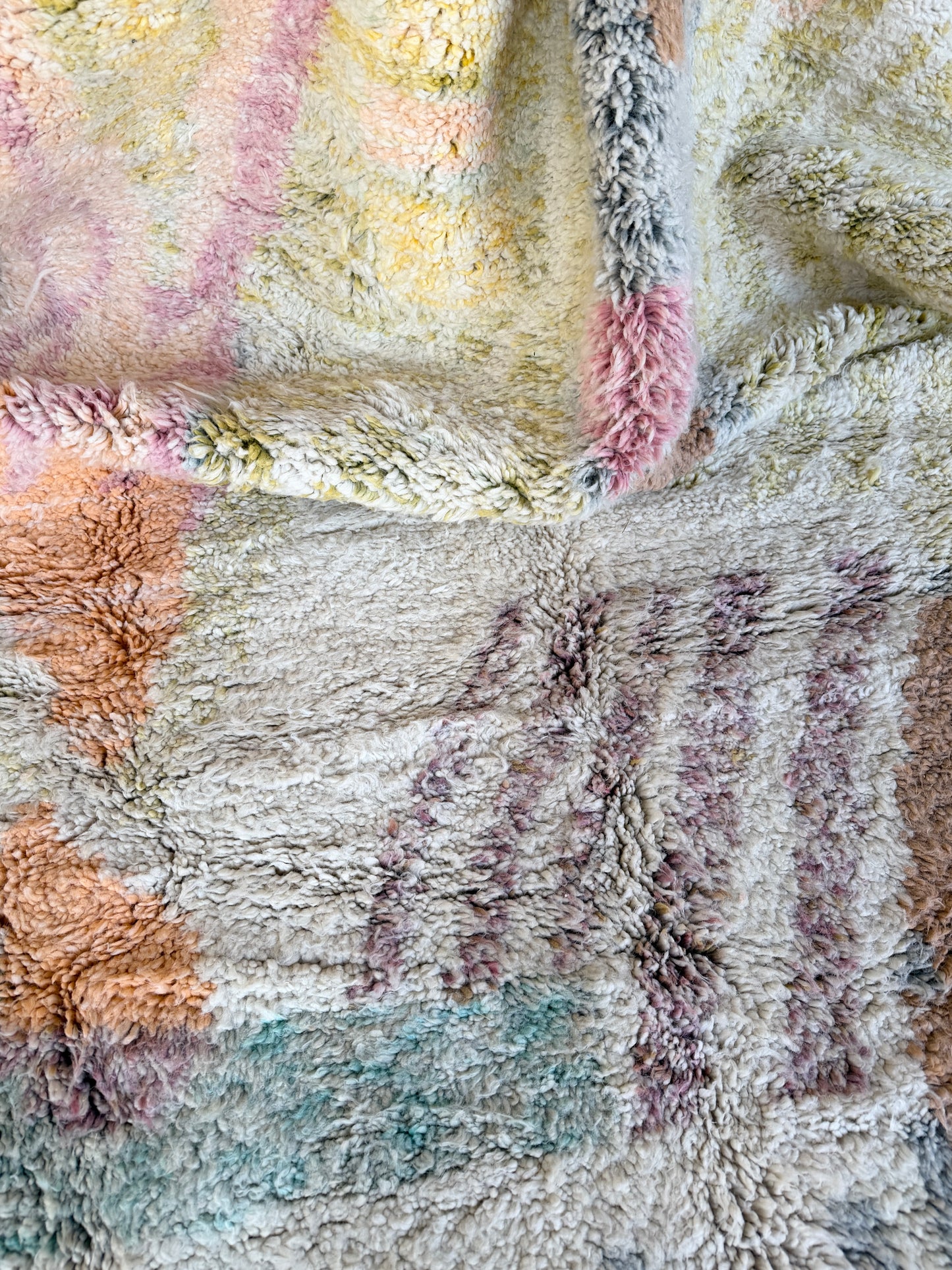TAPIS BENI OUARAIN COLOR ◈ 230 cm x 150 cm
