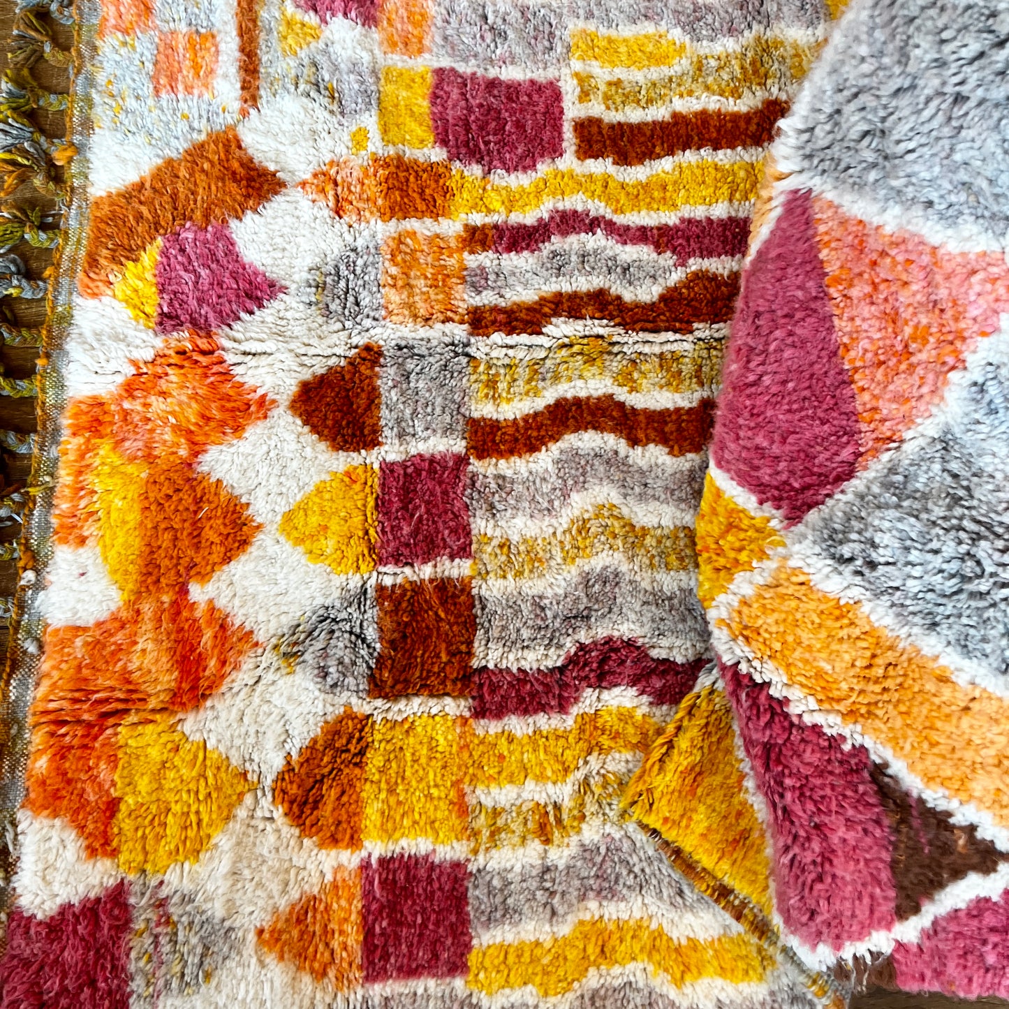 TAPIS BENI OUARAIN COLOR ◈ 230 cm x 170 cm