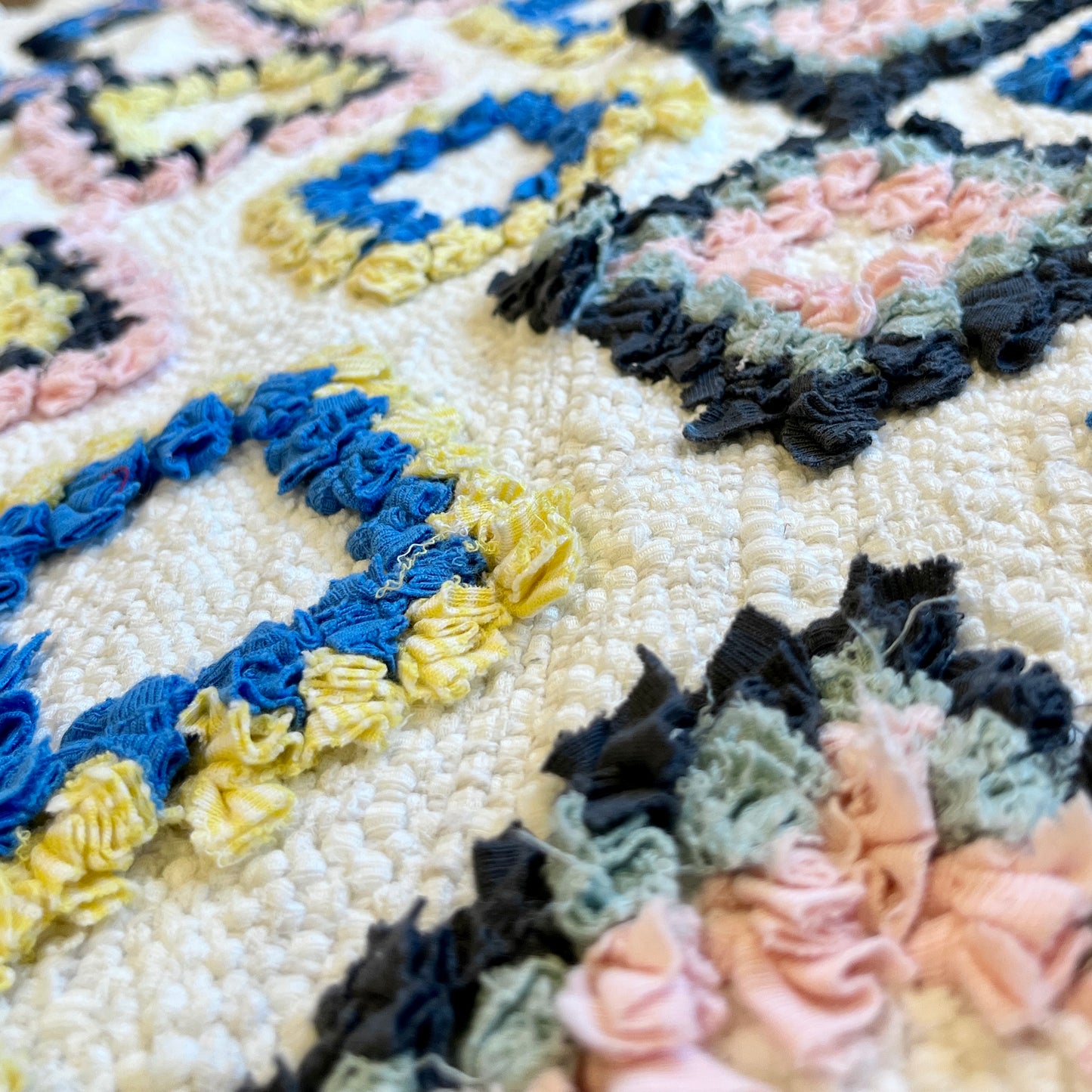 TAPIS BOUCHERIOUTE ◈ 125 cm x 75 cm