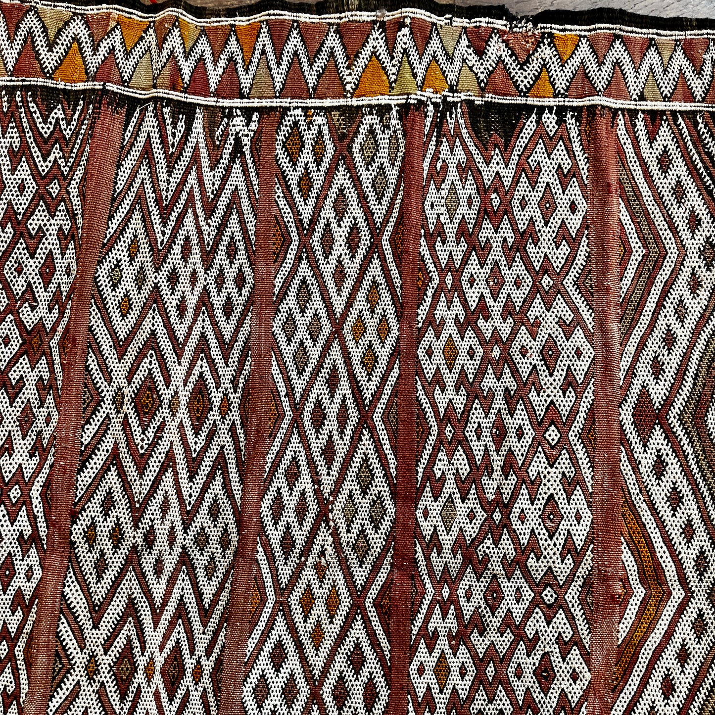 TAPIS VINTAGE KILIM ◈ 230 cm x 140 cm