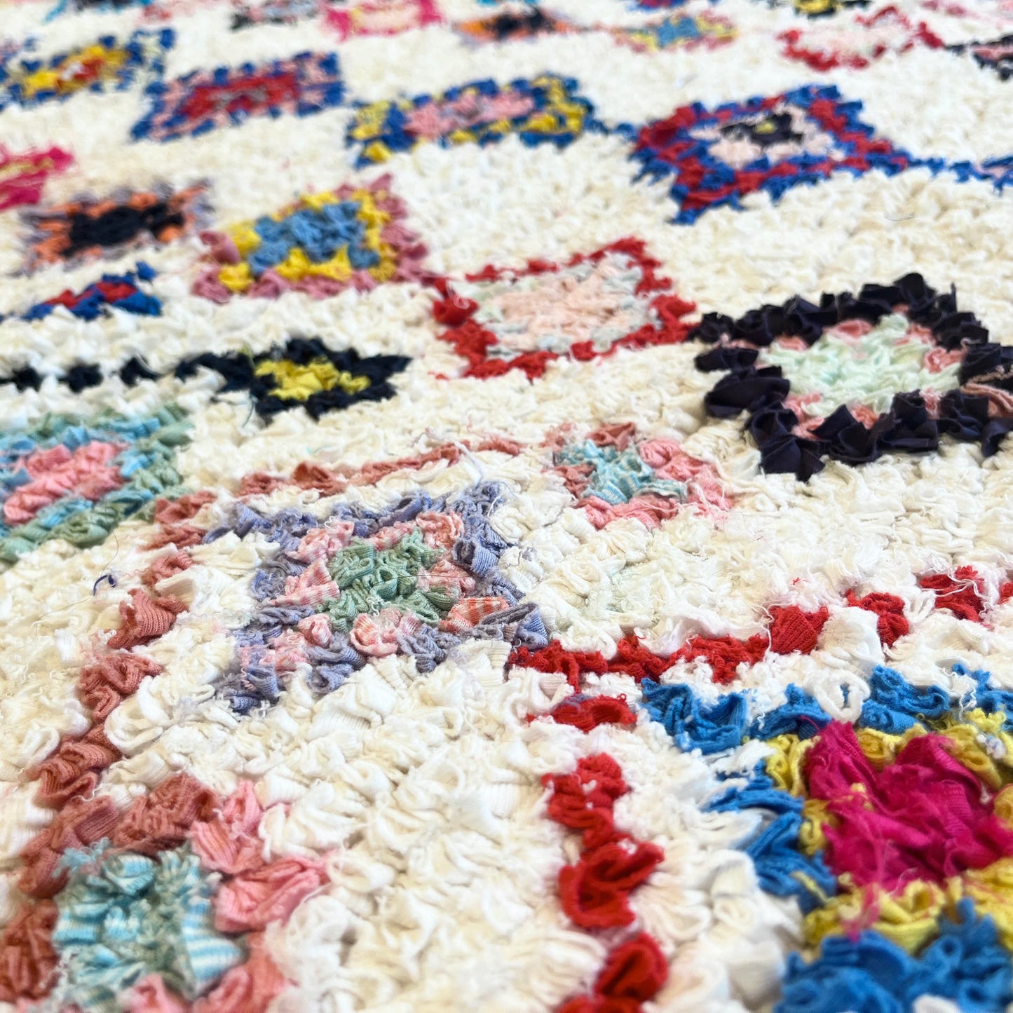 TAPIS BOUCHERIOUTE ◈ 140 cm x 80 cm
