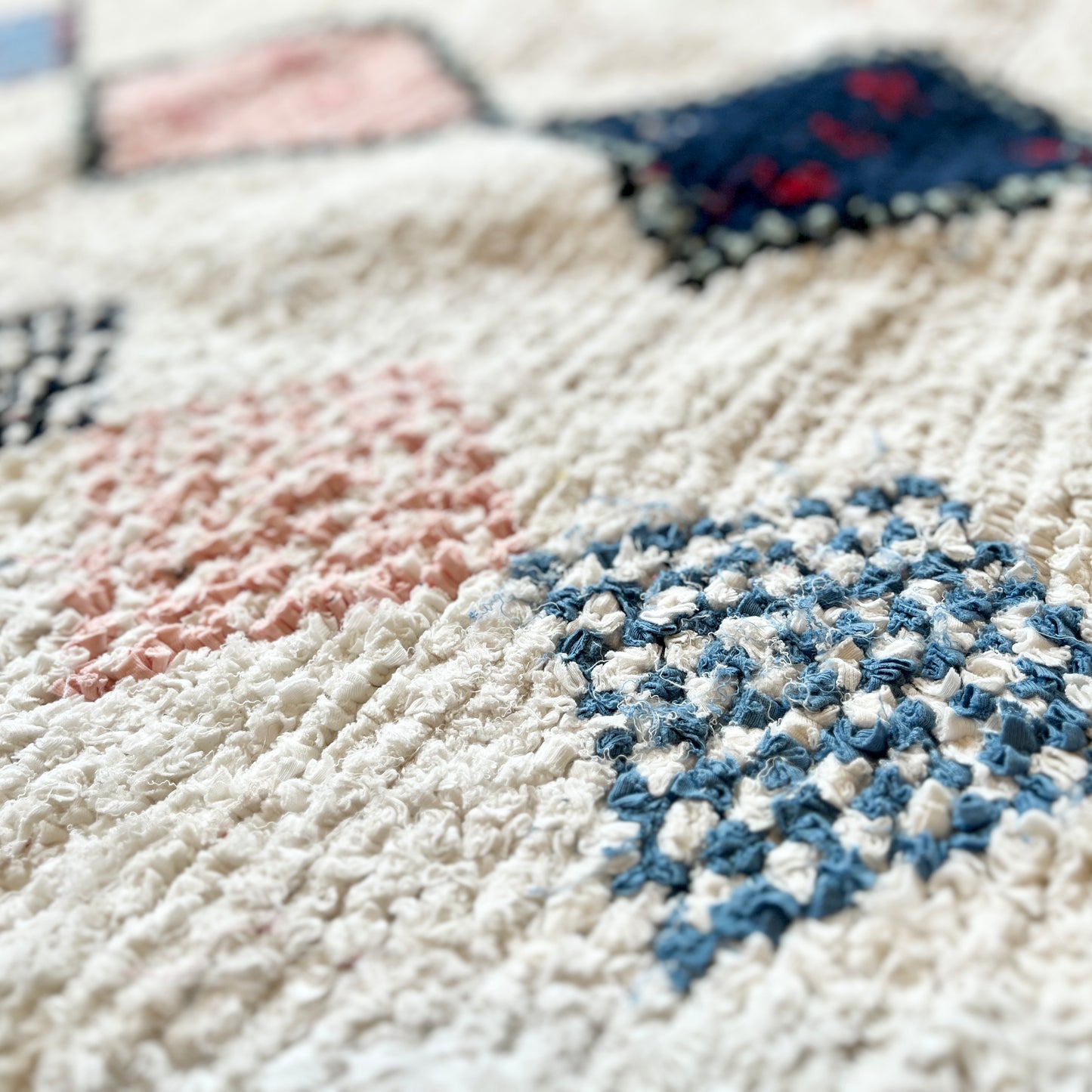 TAPIS BOUCHERIOUTE ◈ 140 cm x 100 cm
