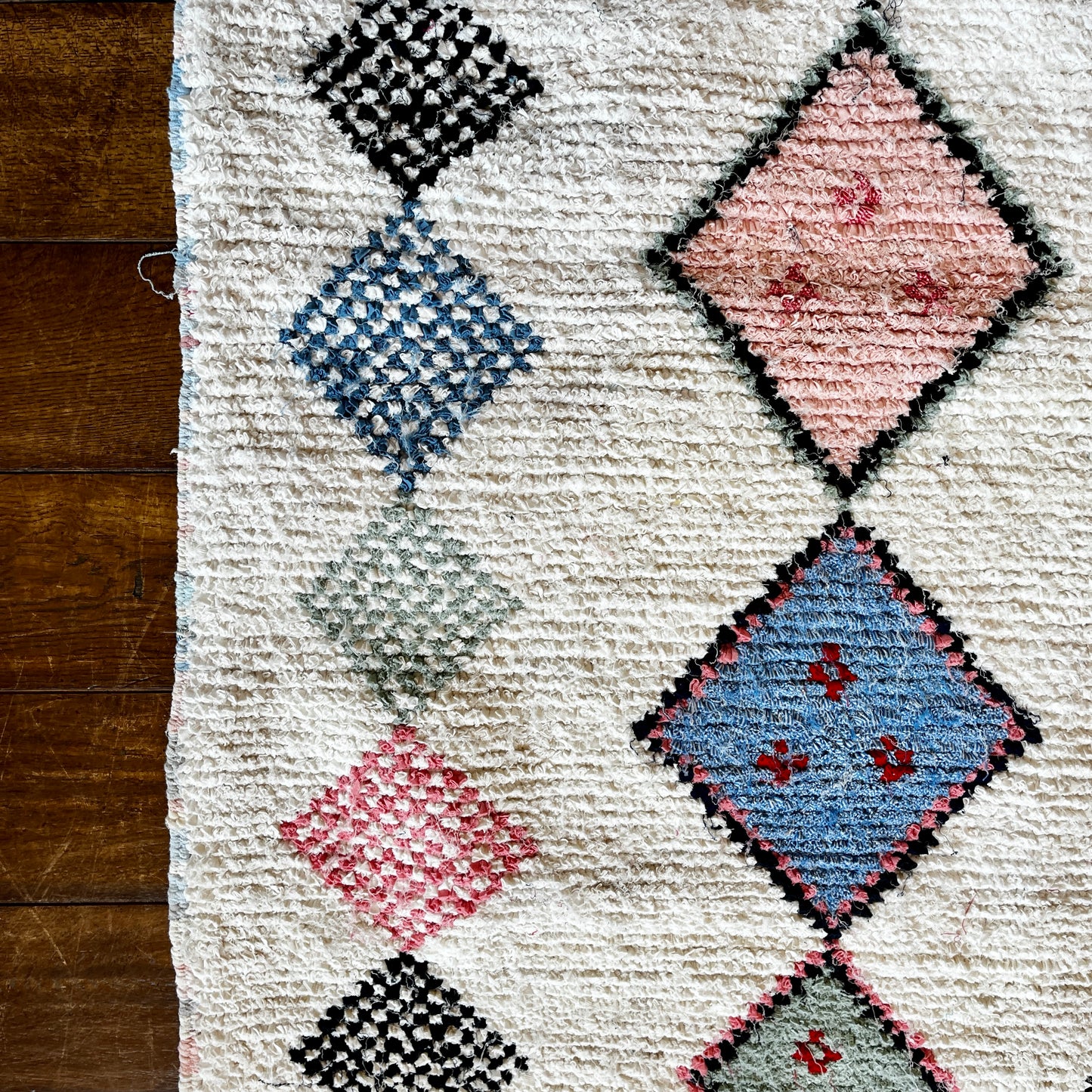TAPIS BOUCHERIOUTE ◈ 140 cm x 100 cm