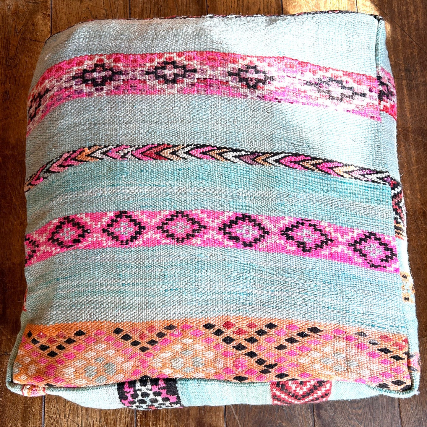 Pouf ◈ 60cm x 60cm x h25cm