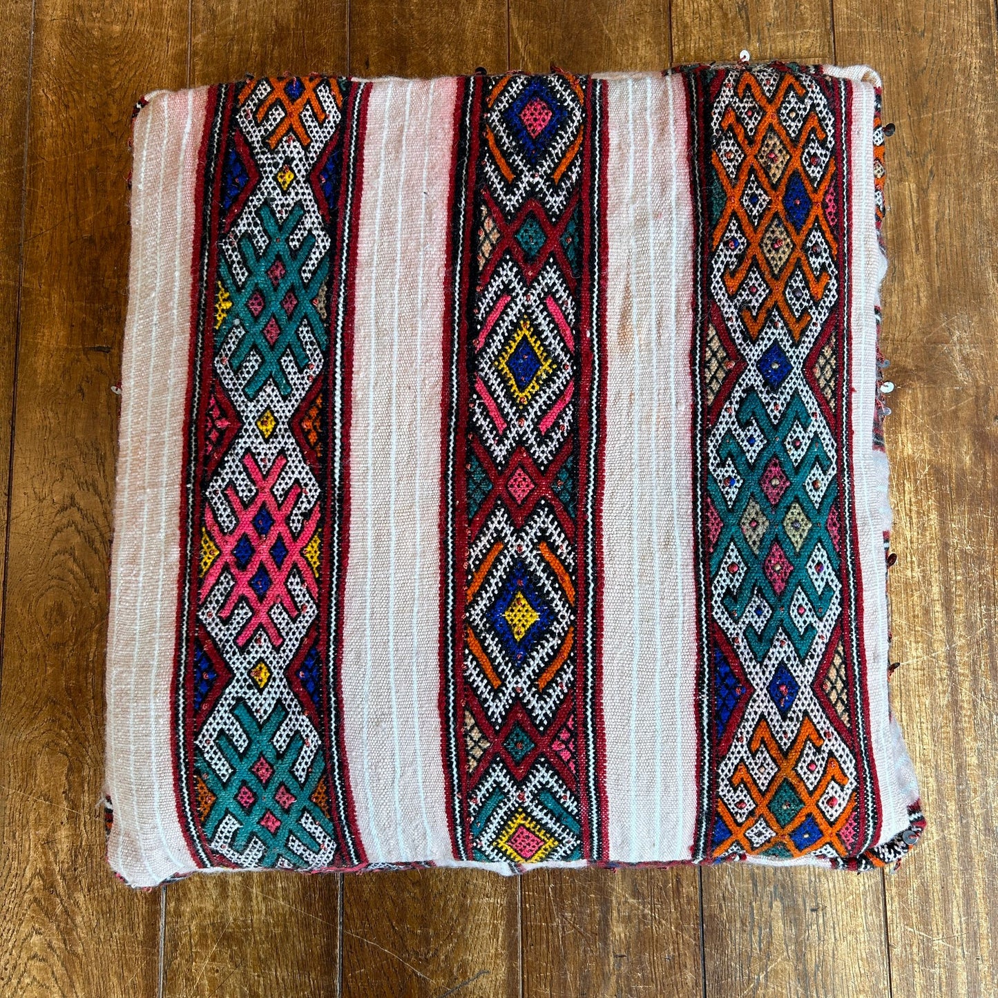Pouf ◈ 60cm x 60cm x h25cm