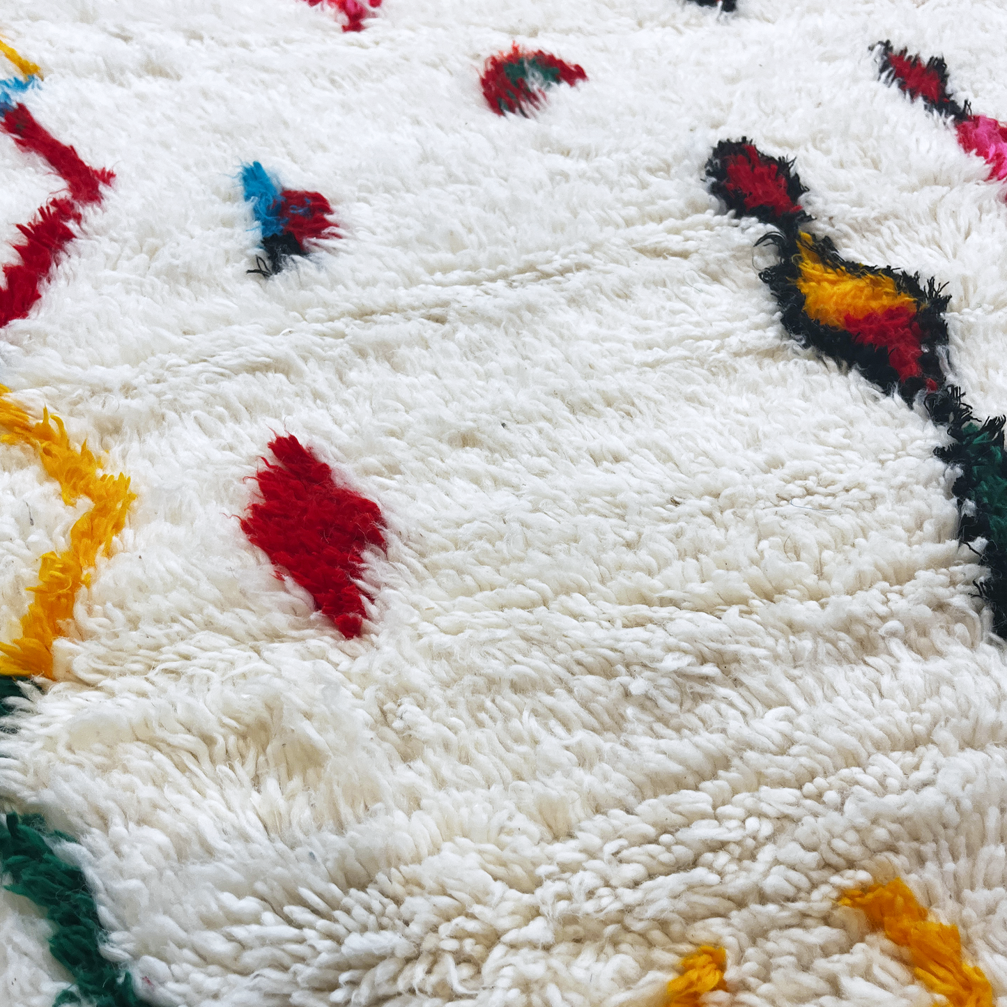 TAPIS AZILAL ◈ 240 cm x 145 cm