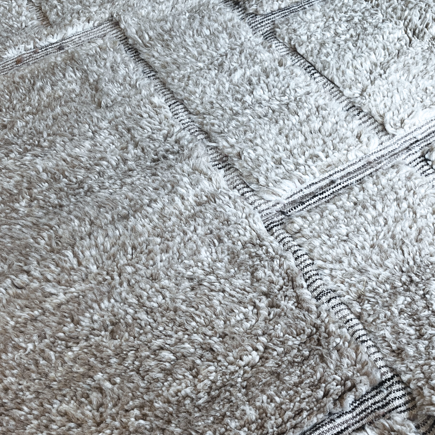 TAPIS BENI OUARAIN ◈ 350 cm x 260 cm