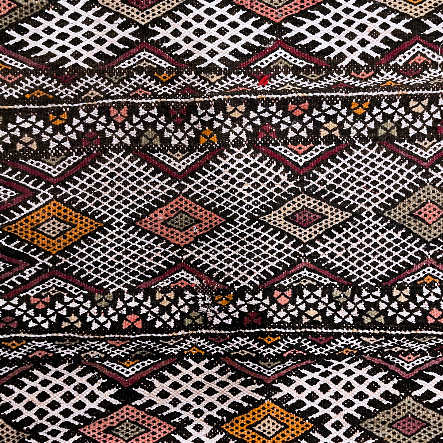 TAPIS VINTAGE KILIM ◈ 120 cm x 77 cm