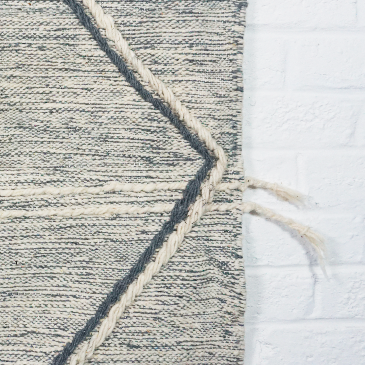 ZANAFI RUG ◈ 290 cm x 200 cm