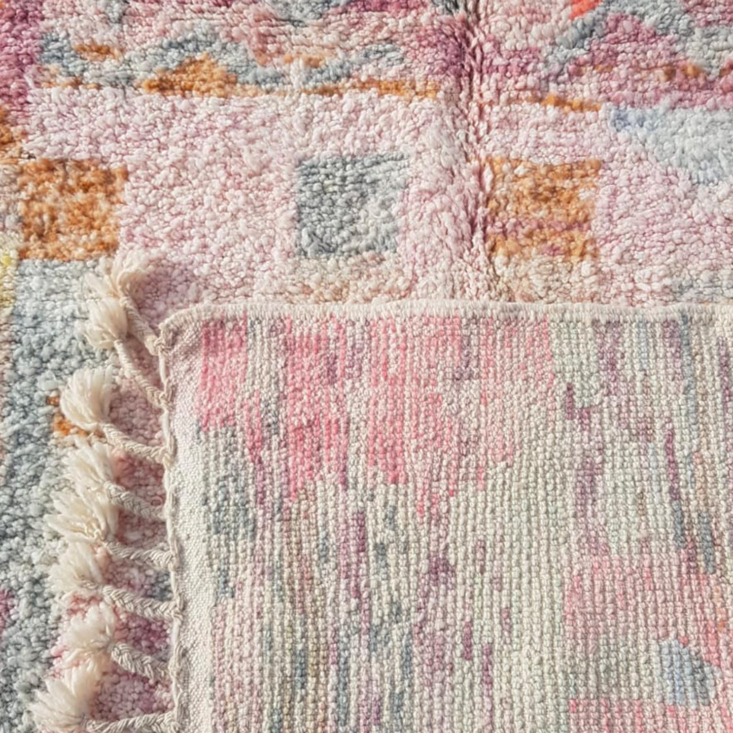 TAPIS BENI OUARAIN PASTEL ◈ 247 cm x 168 cm