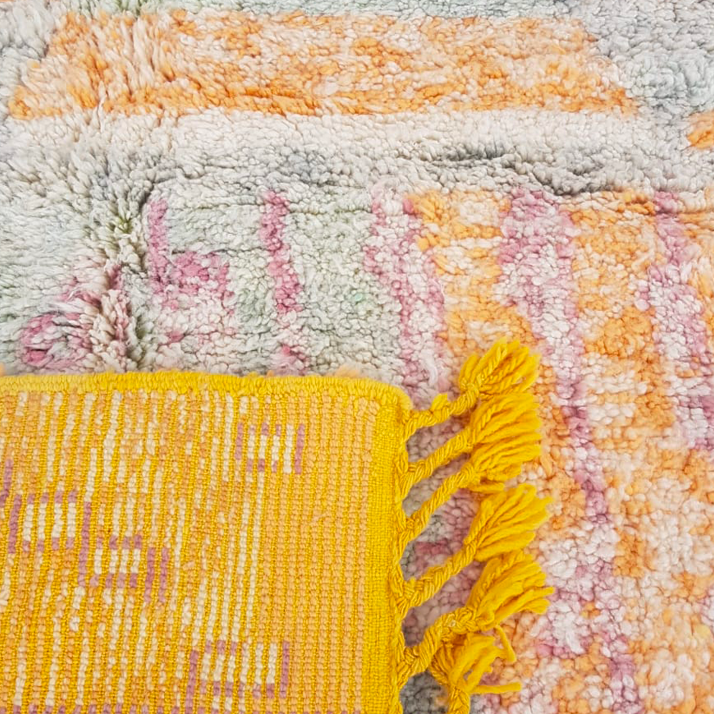 TAPIS BENI OUARAIN PASTEL ◈ 230 cm x 167 cm