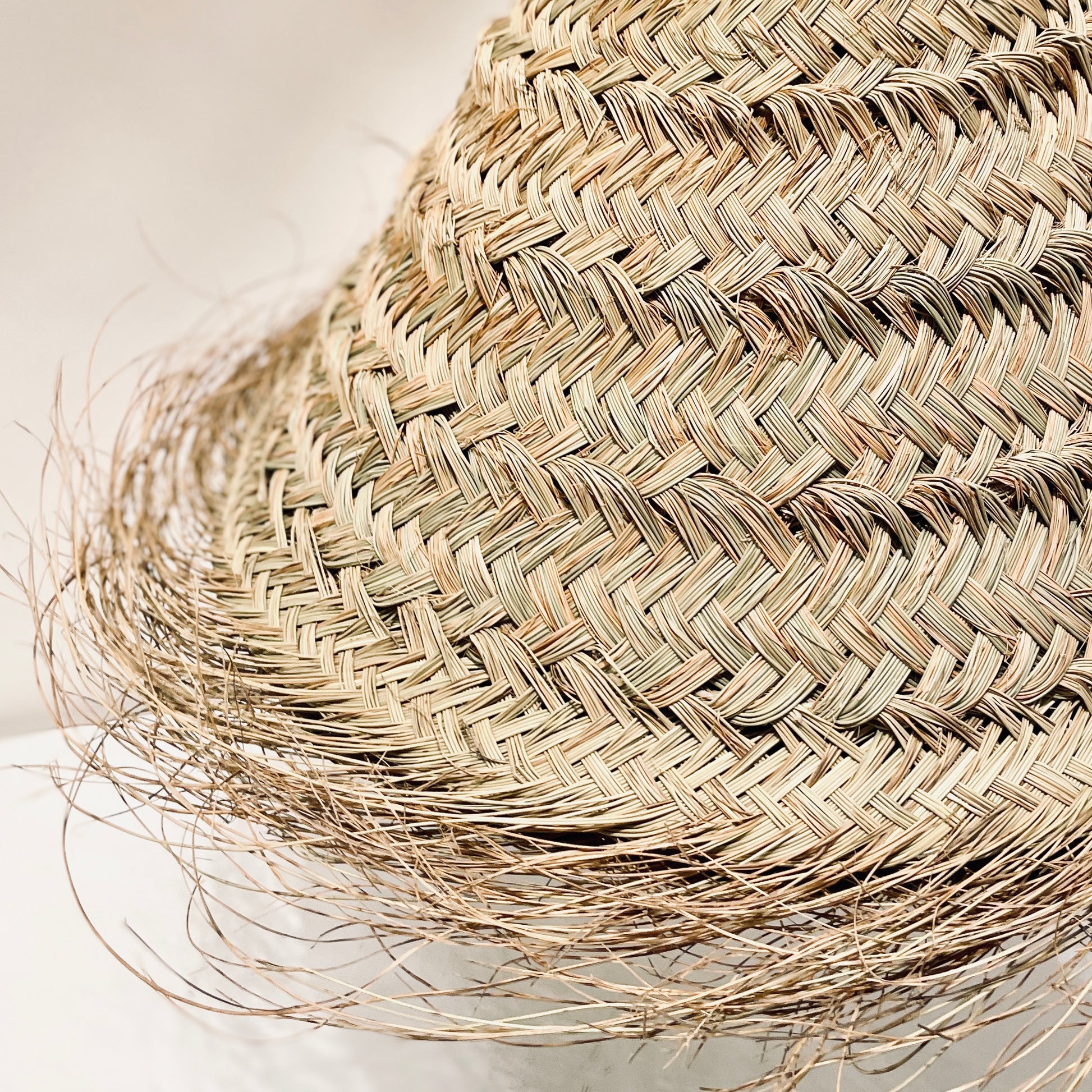 lampe en osier, lampe suspendue, lampe en paille, abat jour, abat jour suspendue, abat jour en paille, abat jour en osierlampe en osier, lampe suspendue, lampe en paille, abat jour, abat jour suspendue, abat jour en paille, abat jour en osier