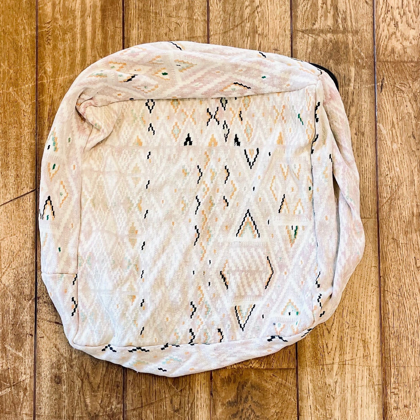 Pouf ◈ 50cm x 50cm x h25cm