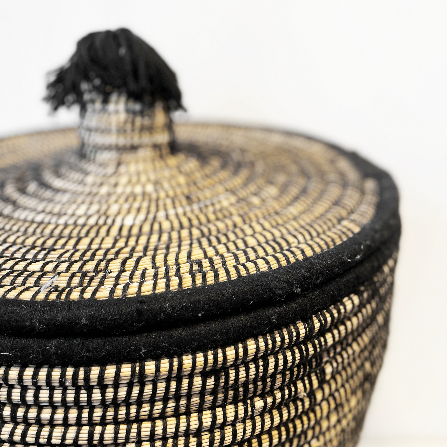 Paniers, panier de rangement, panier à linge, osier, vannerie, panier africain, panier blancPaniers, panier de rangement, panier à linge, osier, vannerie, panier africain, panier blanc