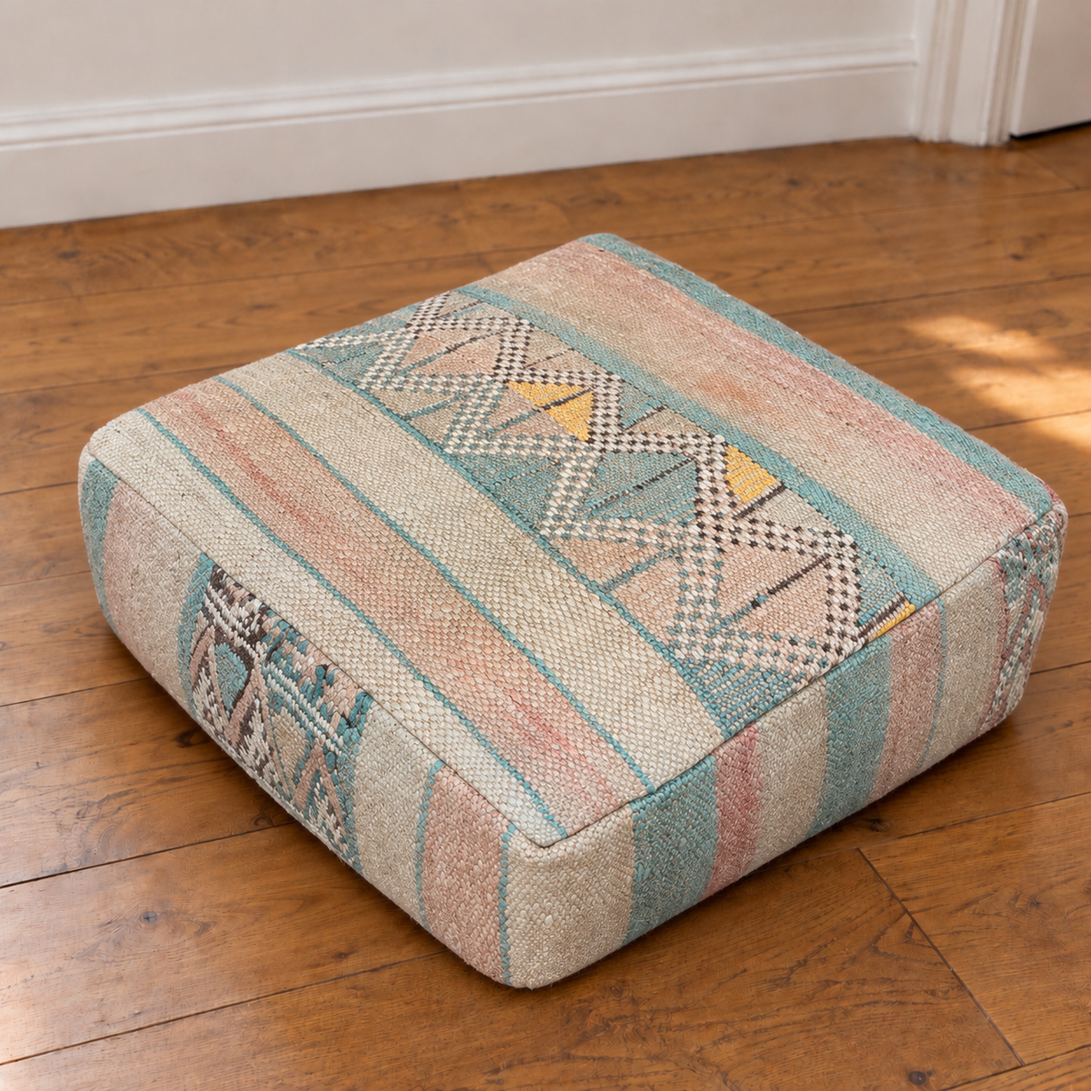 Pouf ◈ 60cm x 60cm x h25cm