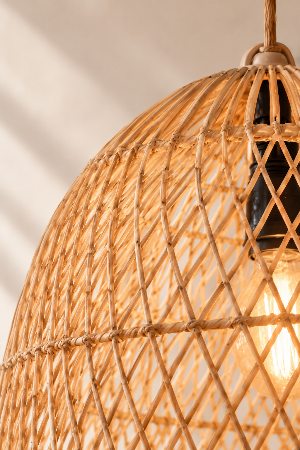 Rattan lamp