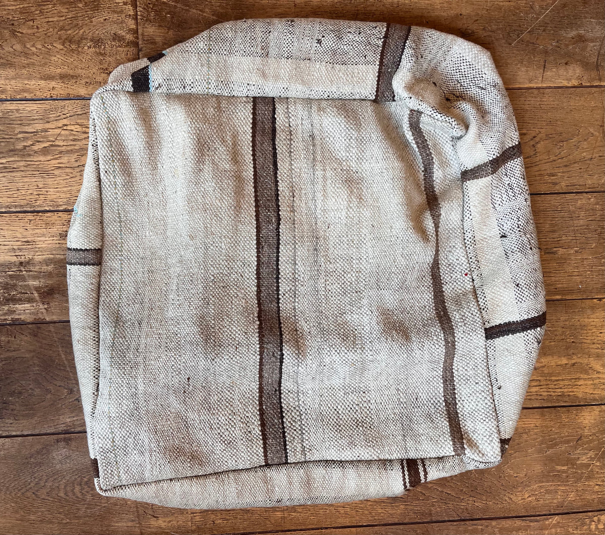 Pouf ◈ 60cm x 60cm x h25cm