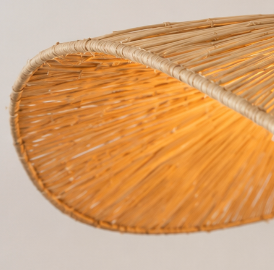 Raffia lamp