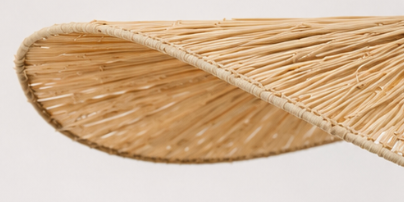 Raffia lamp