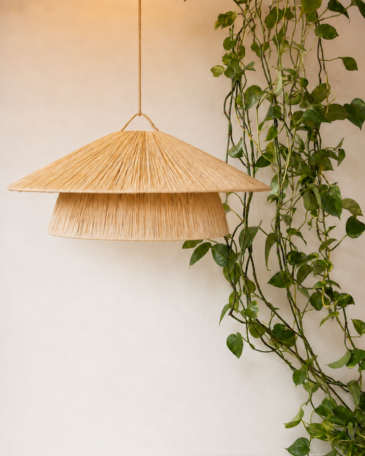 Raffia lamp