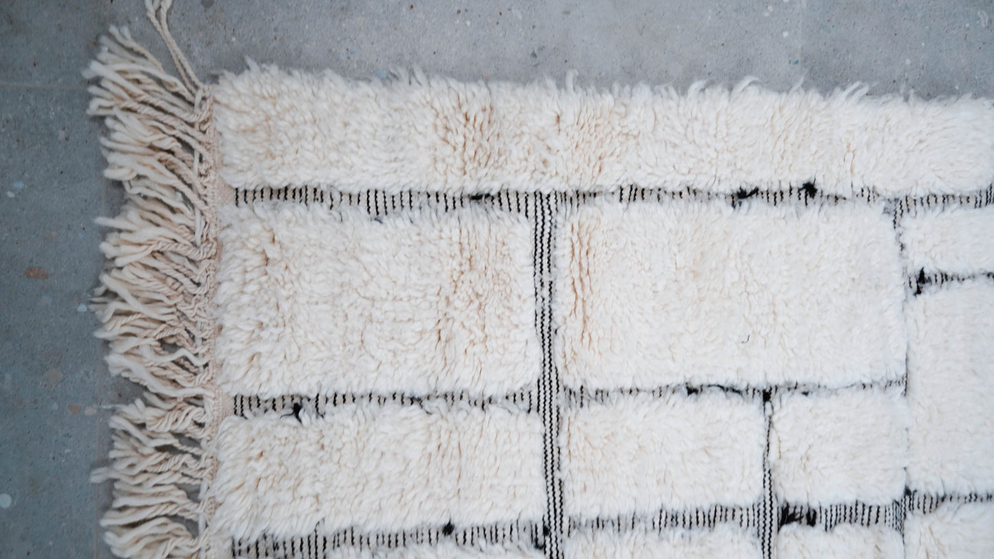 TAPIS BENI OUARAIN ◈ 140 cm x 110 cm