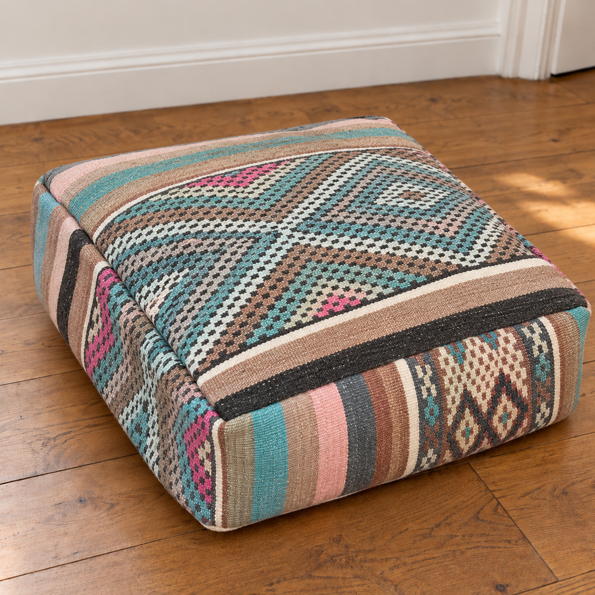 Pouf ◈ 60cm x 60cm x h25cm