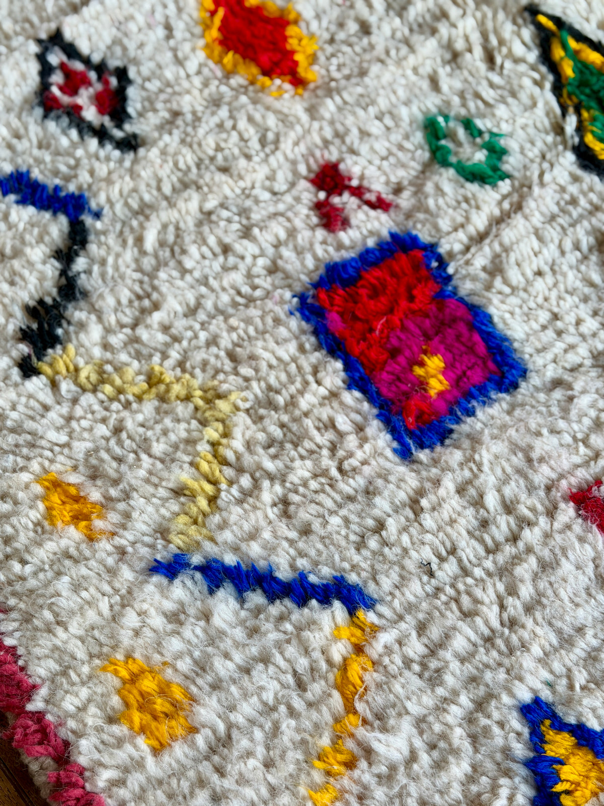 TAPIS AZILAL ◈ 245 cm x 150 cm