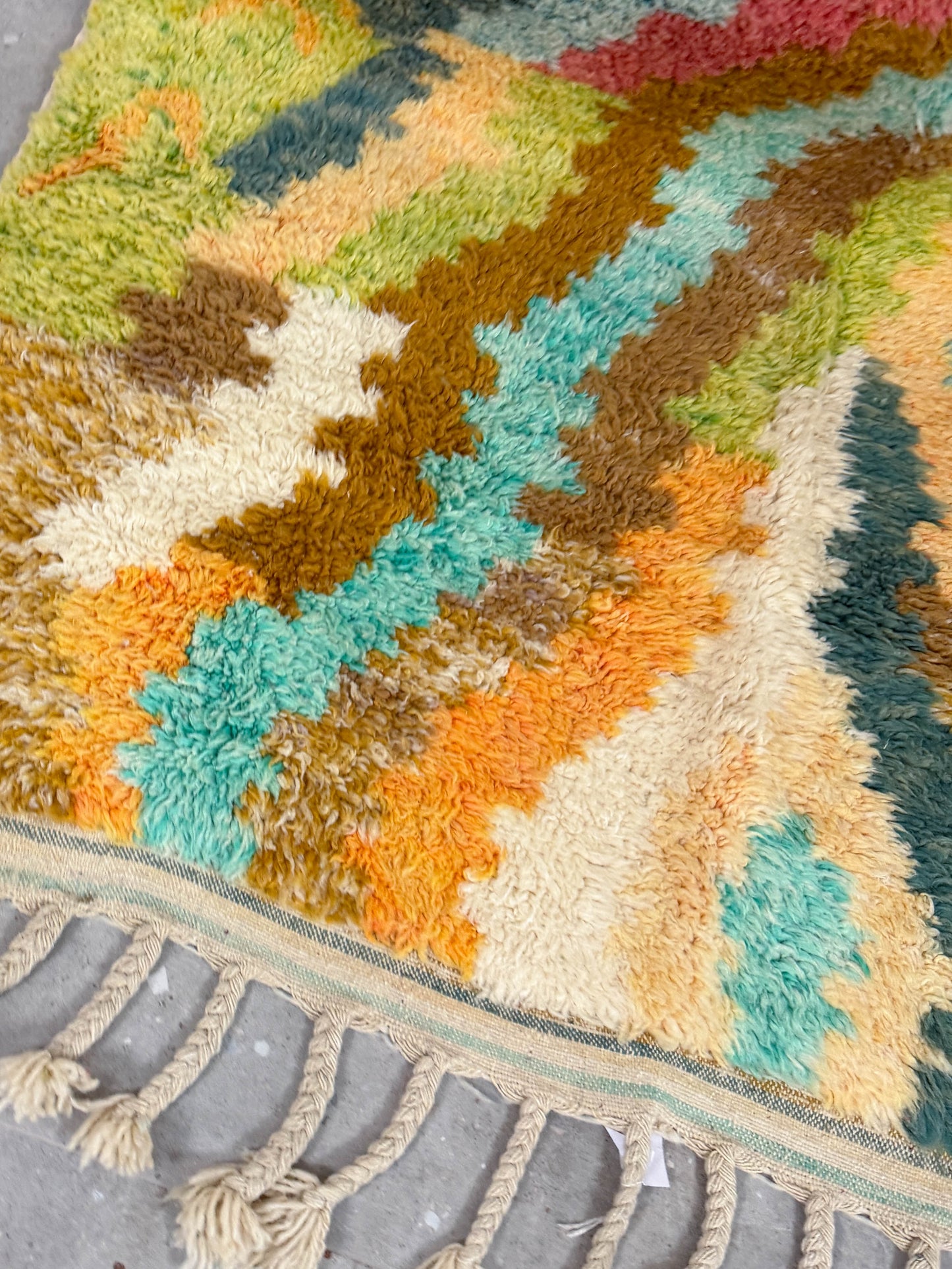 TAPIS BENI OUARAIN COLOR ◈ 230 cm x 150 cm