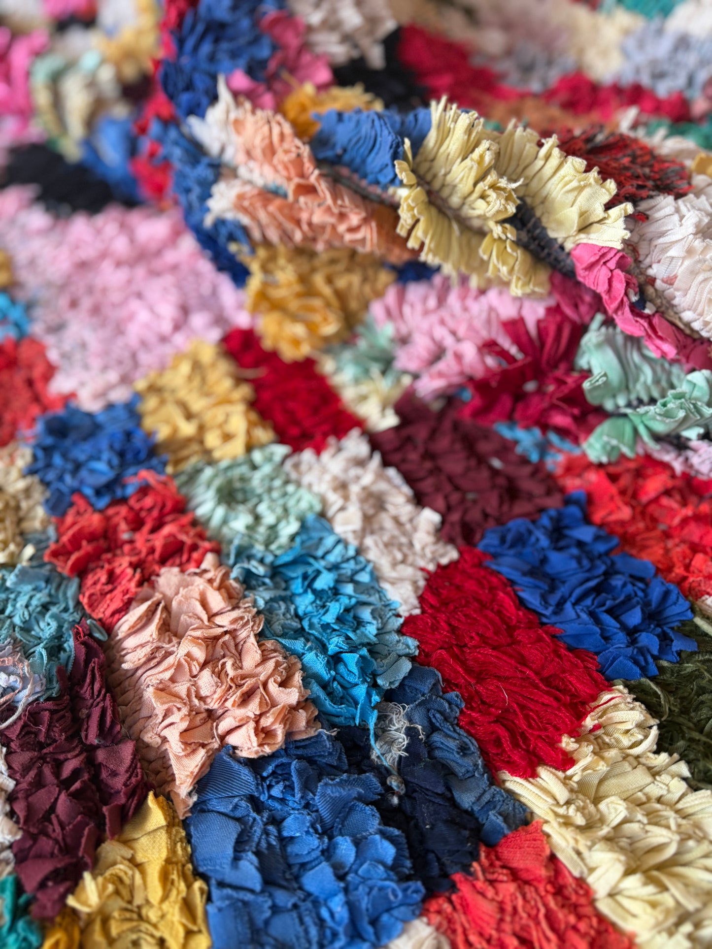 TAPIS BOUCHERIOUTE ◈ 200 cm x 125 cm