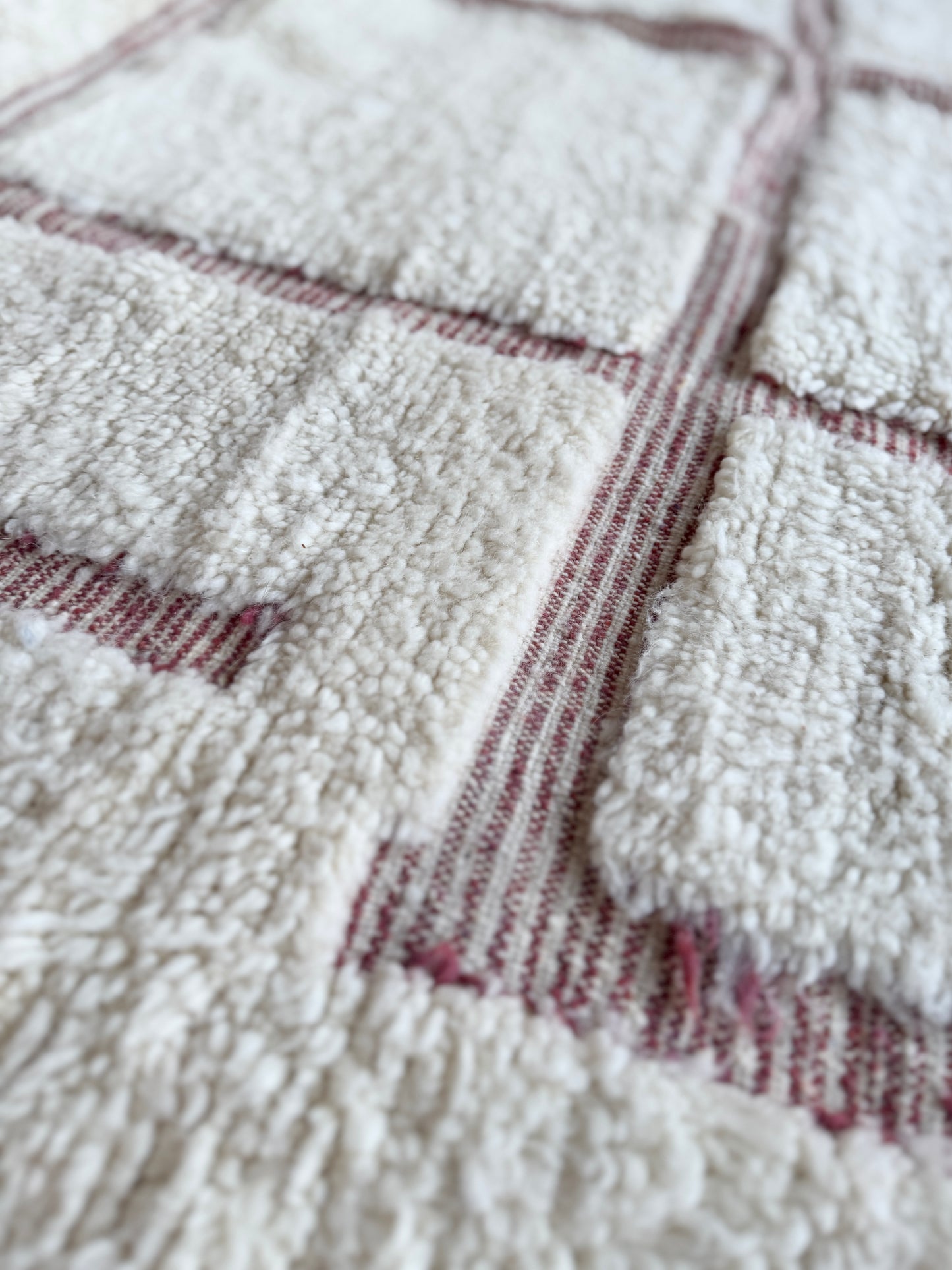 TAPIS BENI OUARAIN ◈ 240 cm x 160 cm
