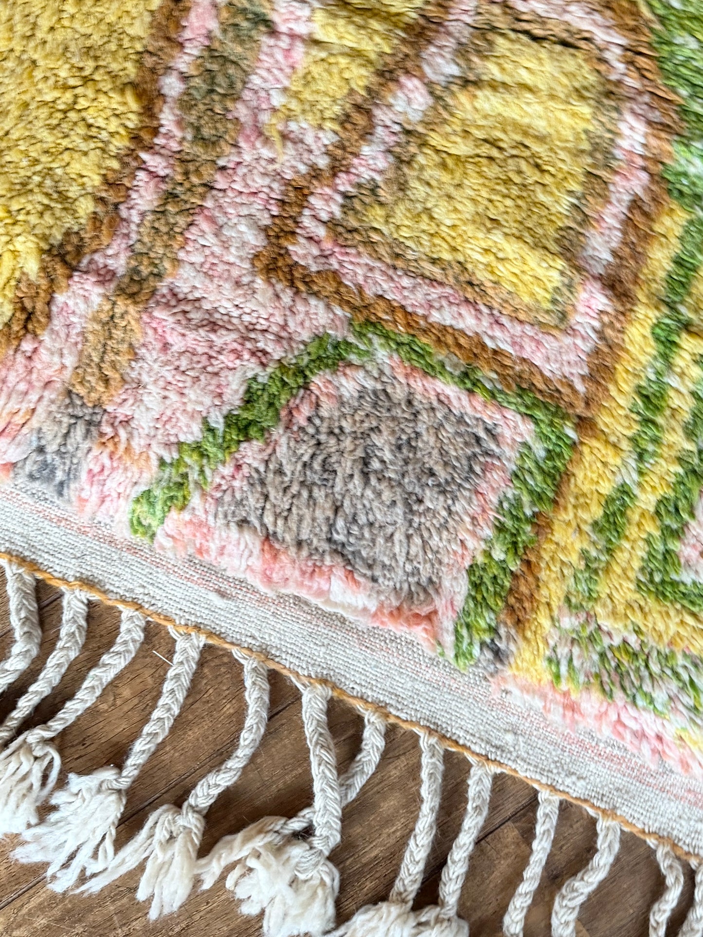 TAPIS BENI OUARAIN COLOR ◈ 235 cm x 155 cm