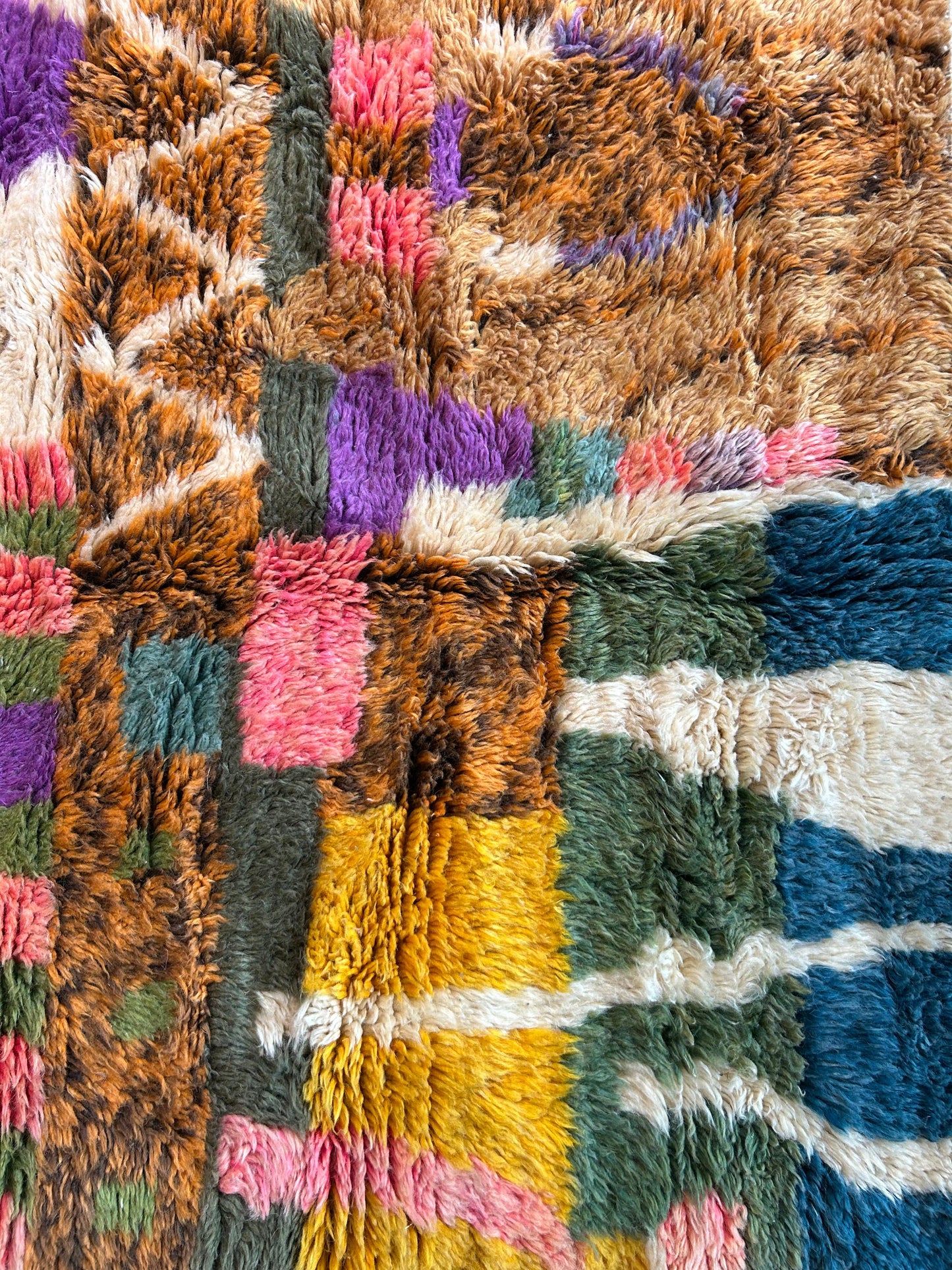 TAPIS BENI OUARAIN COLOR ◈ 240 cm x 160 cm
