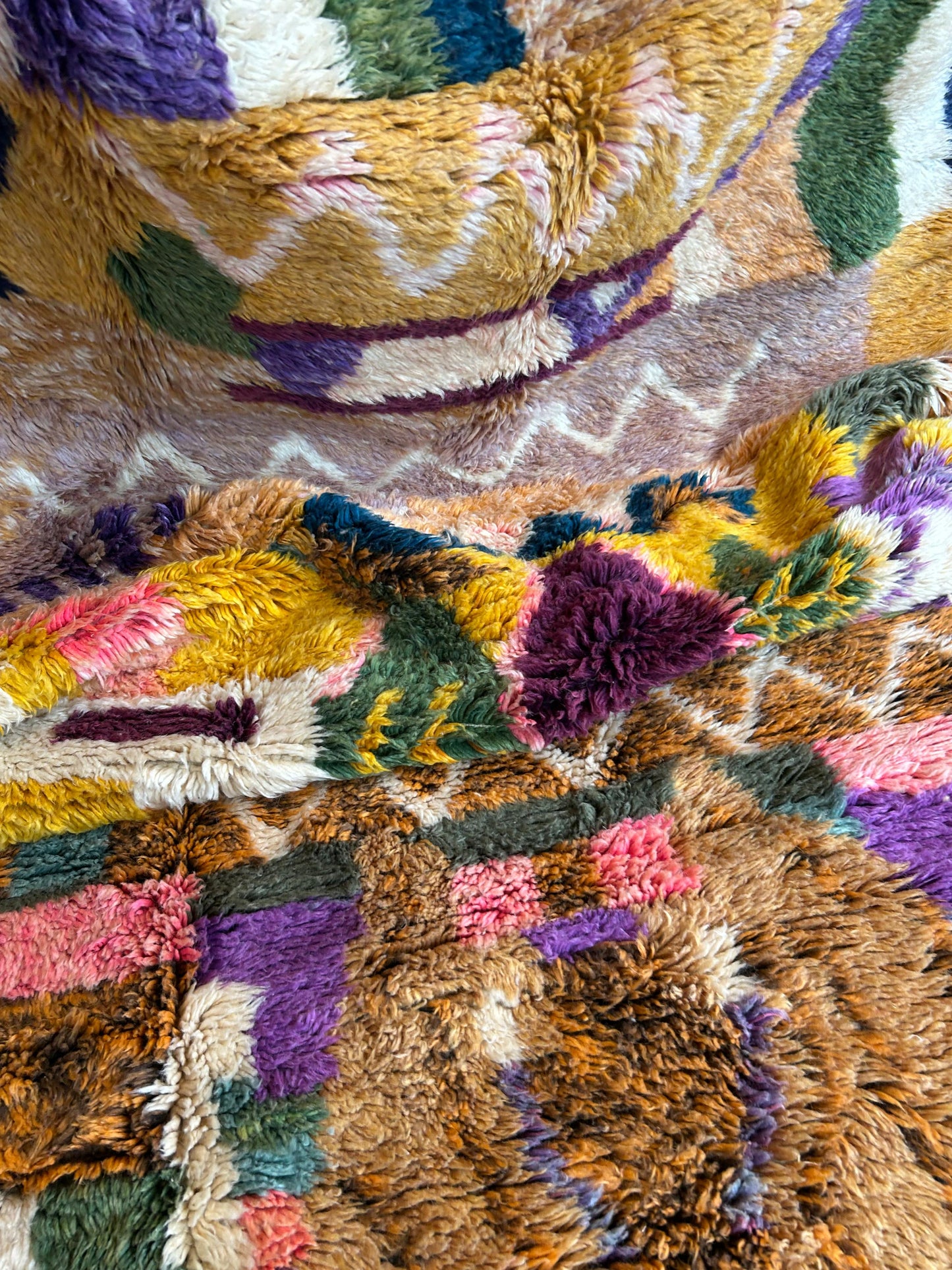 TAPIS BENI OUARAIN COLOR ◈ 240 cm x 160 cm